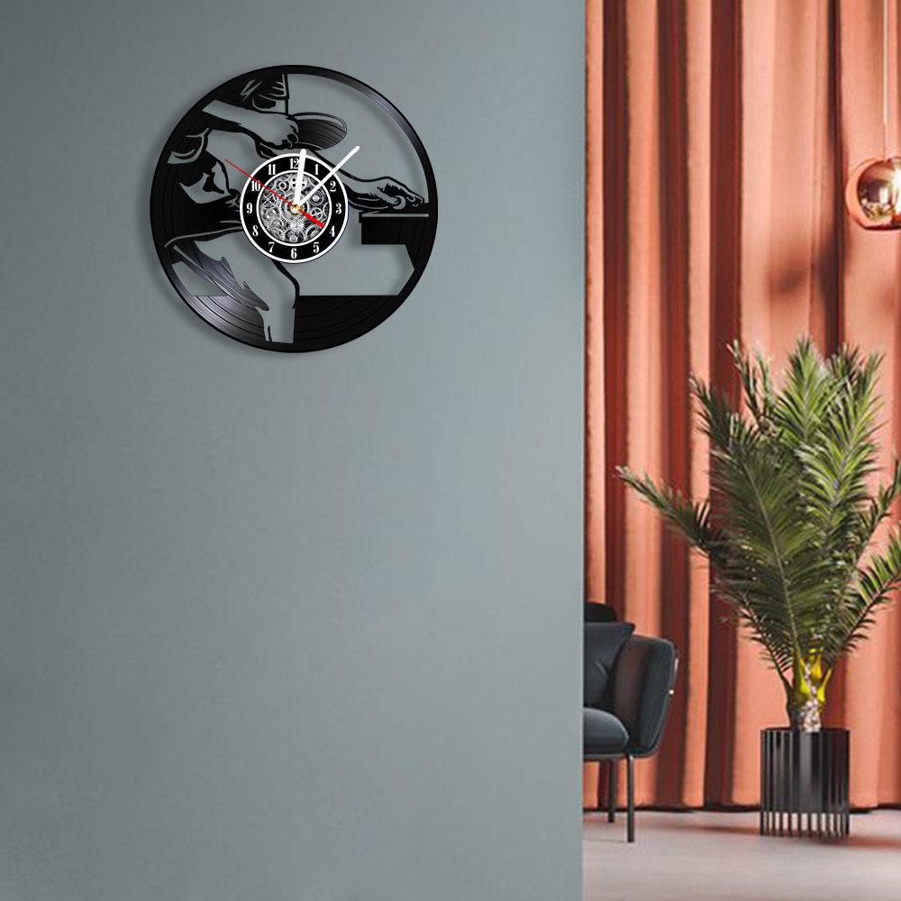Orologio da Parete in Vinile L - Table Tennis Live recensione e prezzo