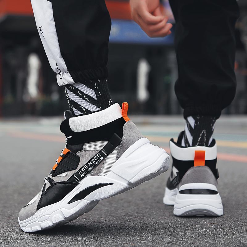 Hightop di trasporto degli uom - Table Tennis Outfit recensione e prezzo