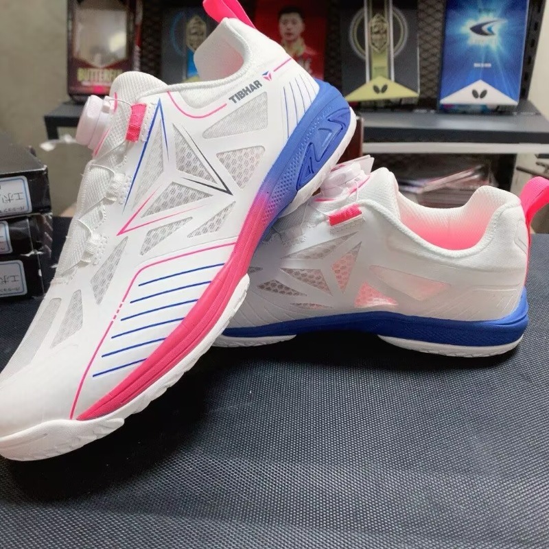 Scarpe da Tennis di Marca di L - Table Tennis Court recensione e prezzo