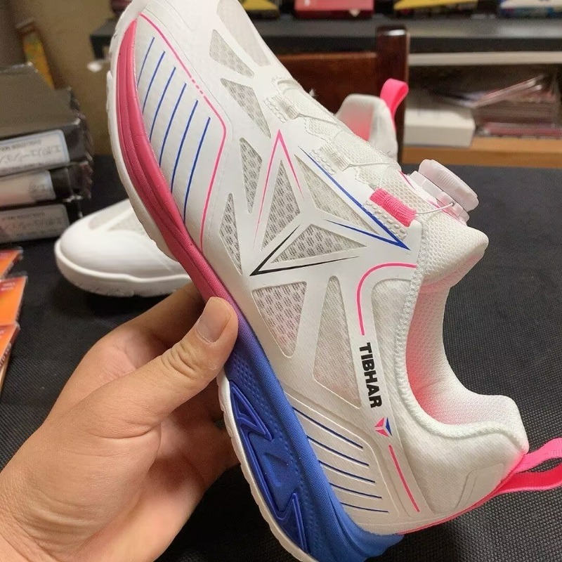 Scarpe da Tennis di Marca di L - Table Tennis Court recensione e prezzo