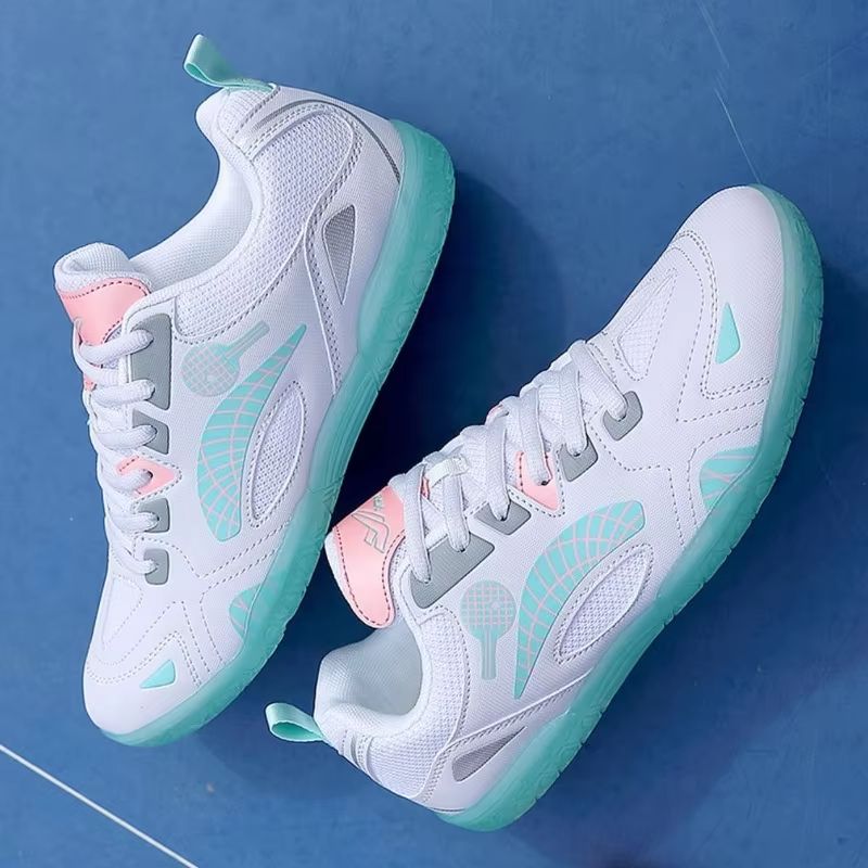 Nuove Scarpe da Tennis da Tavo - Table Tennis Court recensione e prezzo