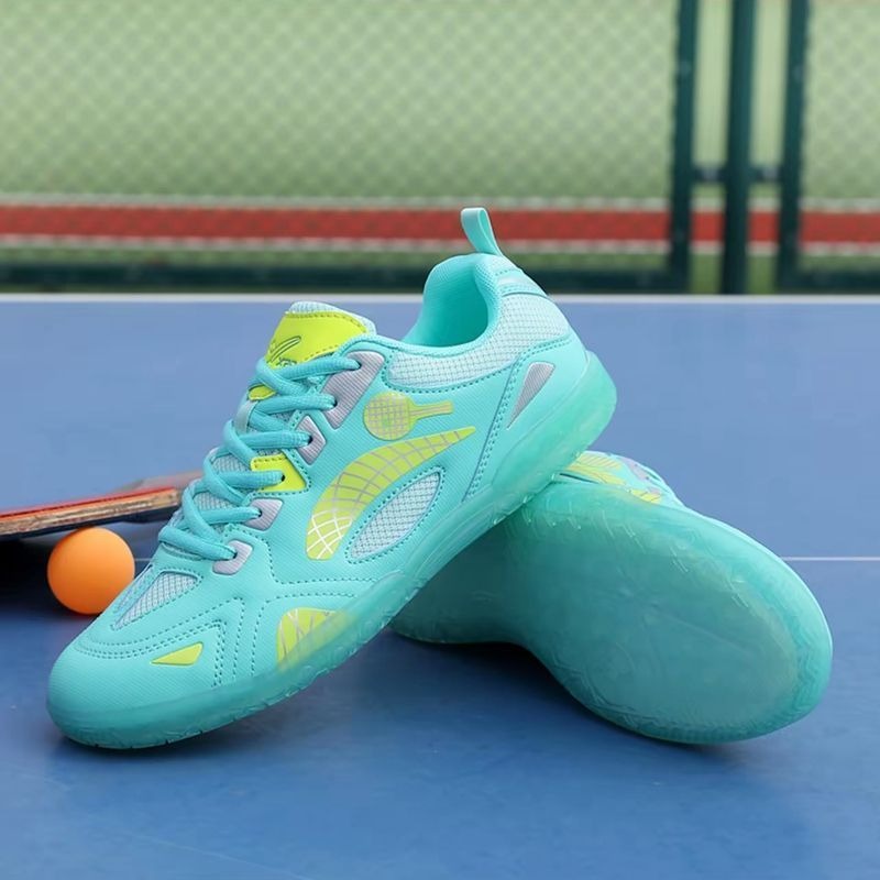 Nuove Scarpe da Tennis da Tavo - Table Tennis Court recensione e prezzo